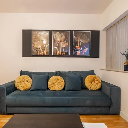 Mountain Serenity And Charming Old Town Nearby *