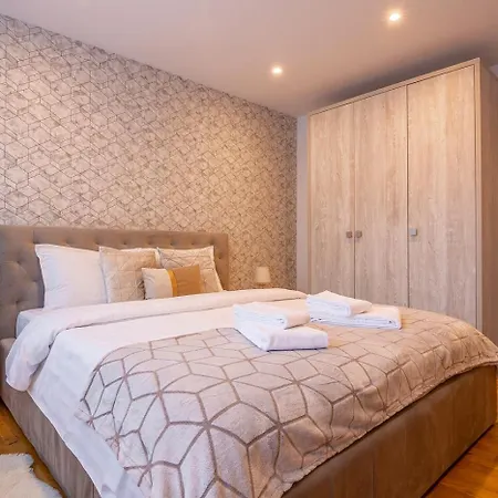 Apartment Mountain Serenity And Charming Old Town Nearby *