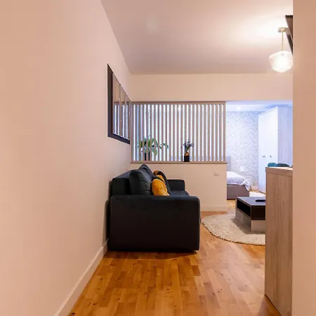 Apartmán Mountain Serenity And Charming Old Town Nearby