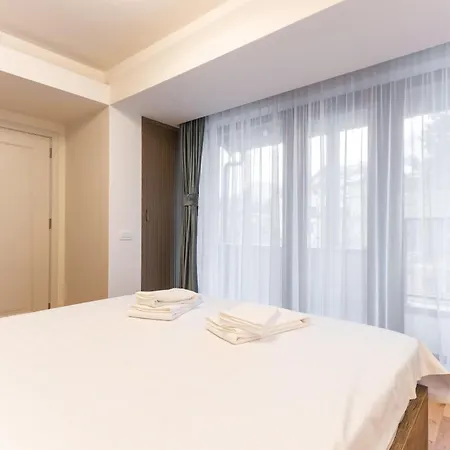 Apartment Mountain Serenity And Charming Old Town Nearby