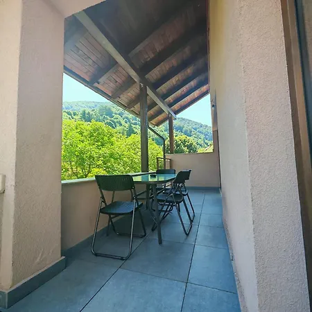 Mountain Serenity And Charming Old Town Nearby Apartment *