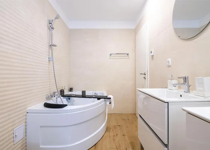 Apartment Mountain Serenity And Charming Old Town Nearby *