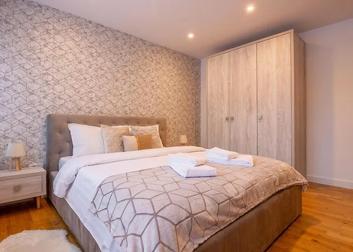 Apartment Mountain Serenity And Charming Old Town Nearby *