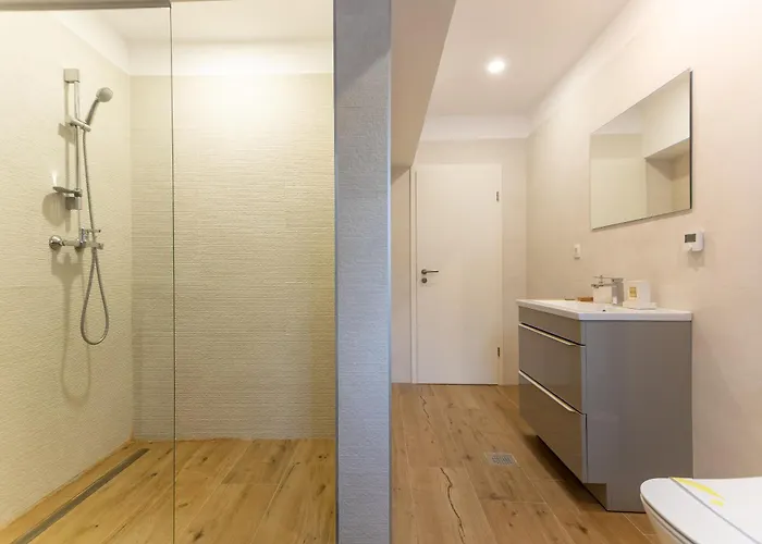 Mountain Serenity And Charming Old Town Nearby *