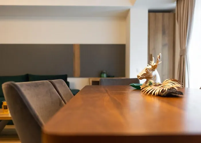 Mountain Serenity And Charming Old Town Nearby *